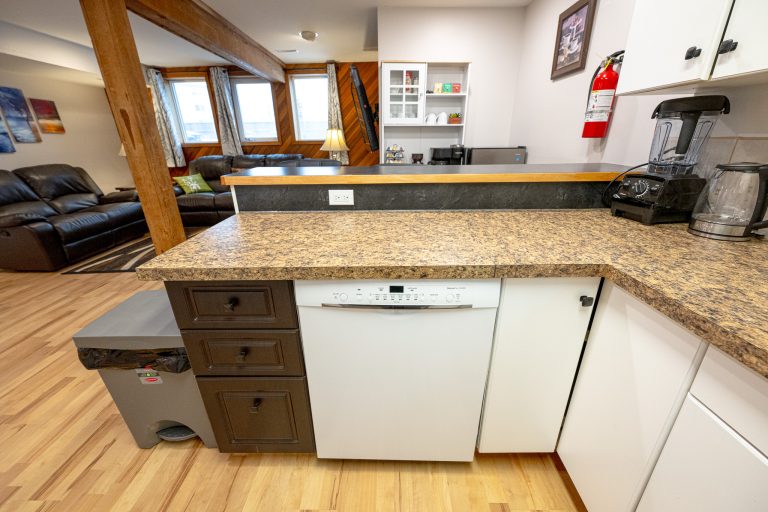 8A Down - Kitchen (3)