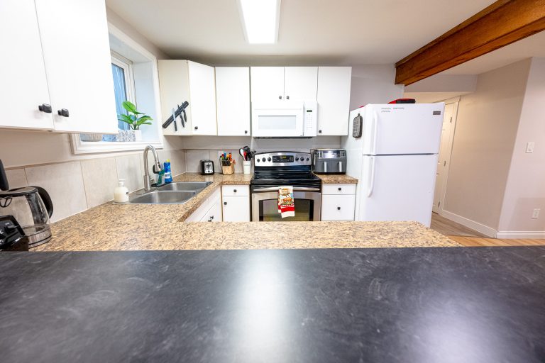 8A Down - Kitchen (6)