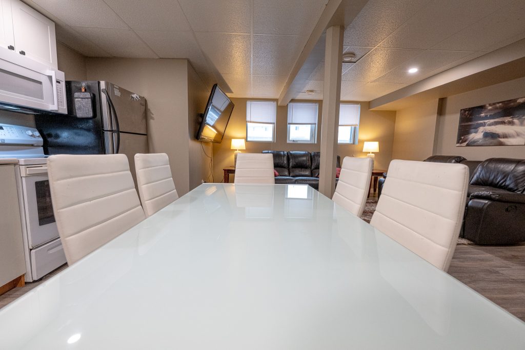 8B Down - Dining (2)