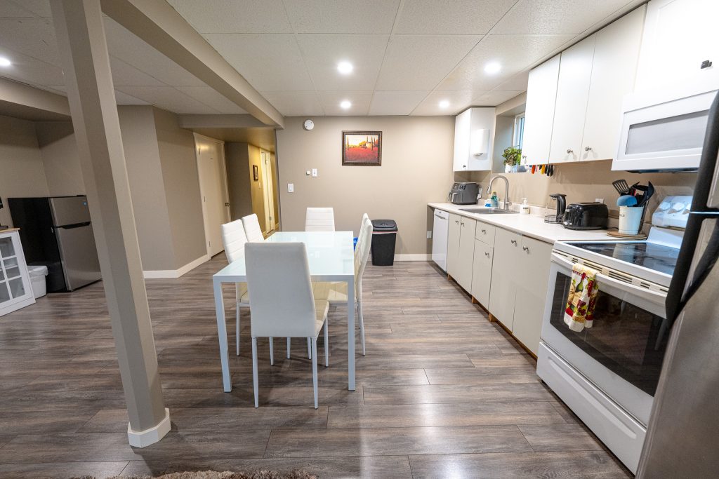 8B Down - Kitchen and Dining (1)